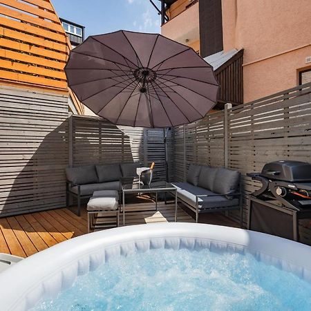 Terrace Apartment With 5 Rooms, Whirlpool And Bbq Аугсбург Экстерьер фото