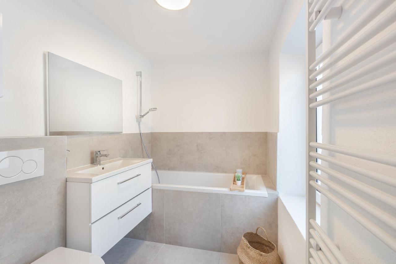 Terrace Apartment With 5 Rooms, Whirlpool And Bbq Аугсбург Экстерьер фото